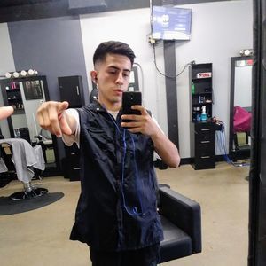 Meet your Posher, Alejandro